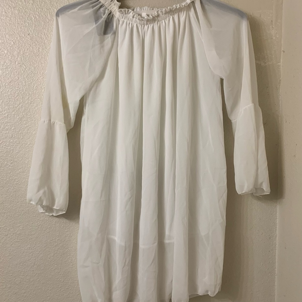 XL Sheer off white blouse
